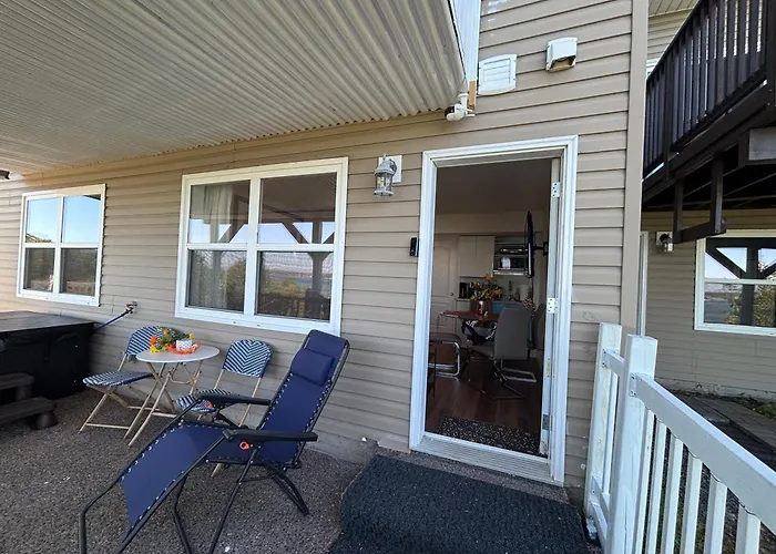 Entire Cozy Apartment With Share Jacuzzi To Enjoy Amazing Views Halifax