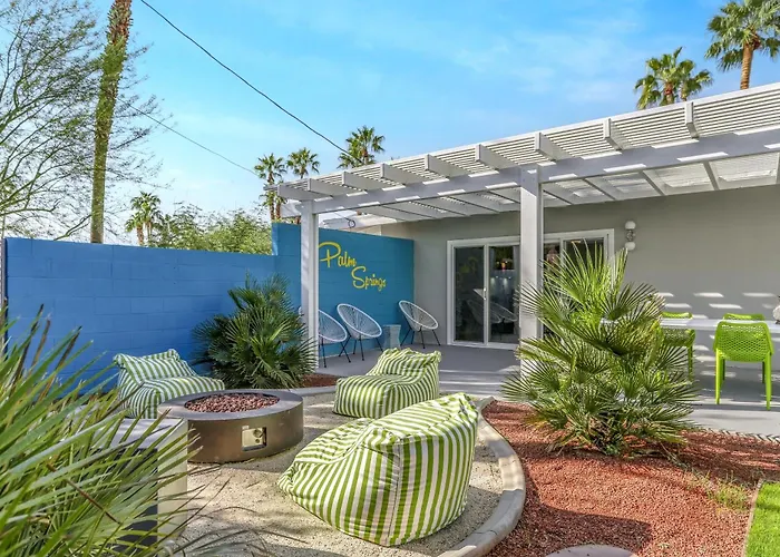 Desert Flamingo PS Palm Springs