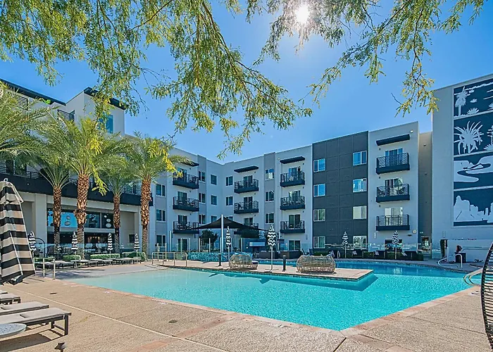 Poolside Phoenix Stay, 2 Miles To Mayo Clinic- S325 Scottsdale