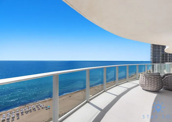 Beachfront Balcony Apartment Amenities Hollywood