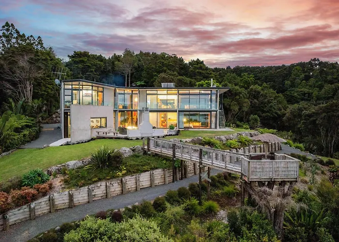 Te Rongo Executive Villa Parua Bay