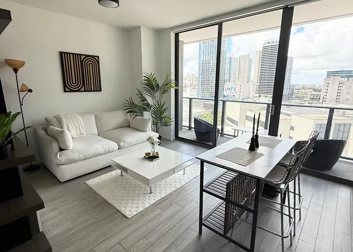 Downtown Miami Luxe Studio Suite