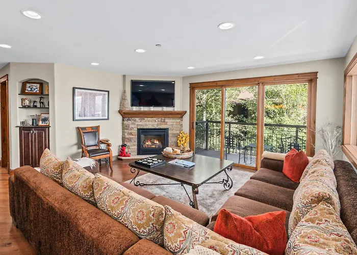 Crestwood 3110 Premier 4 Bedroom Plus Den Snowmass Village
