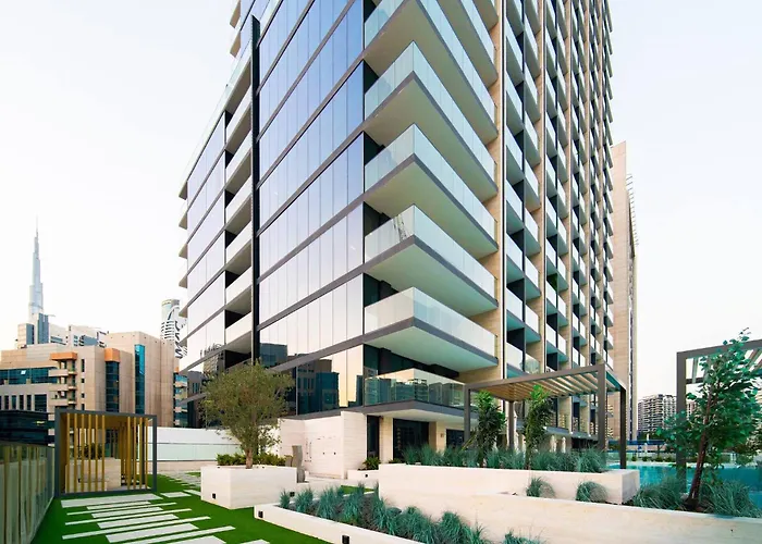 Ferienwohnung Jacuzzi Escape | 2BR in Business Bay Dubai