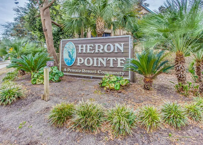 Walk To Ocean Condo With 2 Pools In Myrtle Beach