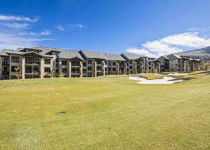 Susans Solace Pristine Condo Near Cabriolet Park Stadt