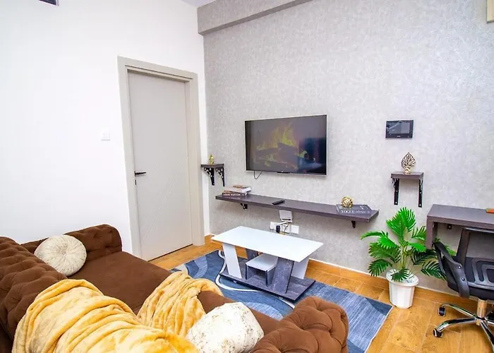 Ferienwohnung Stylish 1 Bed With Pool & Gym And Scenic Nbo Views Nairobi