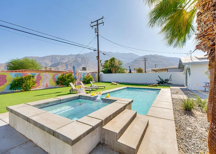 Outdoor Oasis With Pool Pink Palm Springs Paradise!