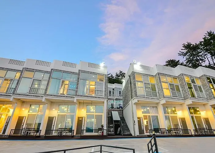 Moamoa Spa Pension Yeosu