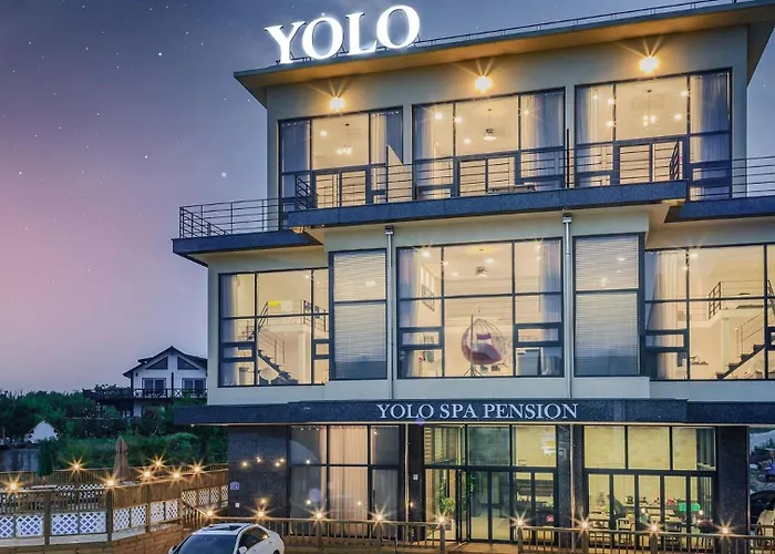 Gangneung Yolo Ocean View Spa Pension