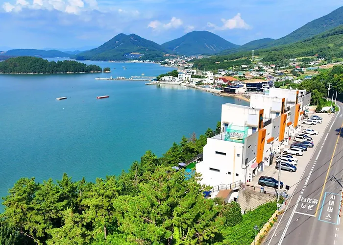 Yeosu Andante Pension