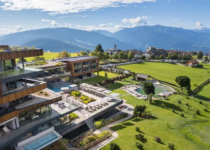 Hotel Sonnenberg Panorama Dolomites Wellbeing Meransen
