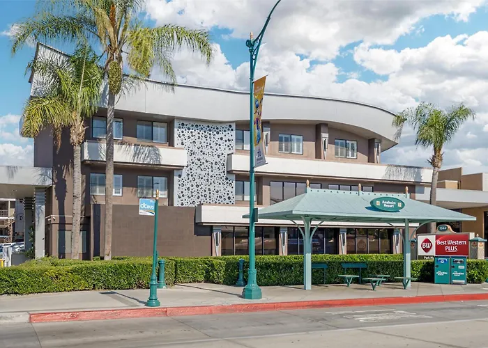 Best Western Plus Park Place Inn - Mini Suites Anaheim