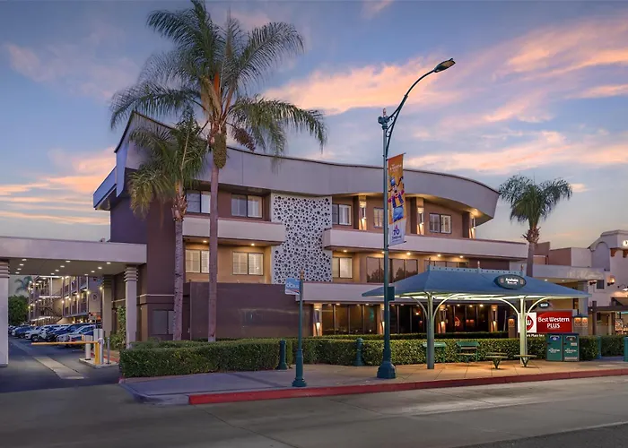 Best Western Plus Park Place Inn - Mini Suites Anaheim