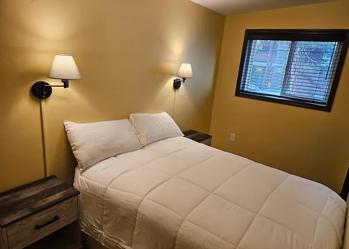 Holiday Haus Mammoth Lakes