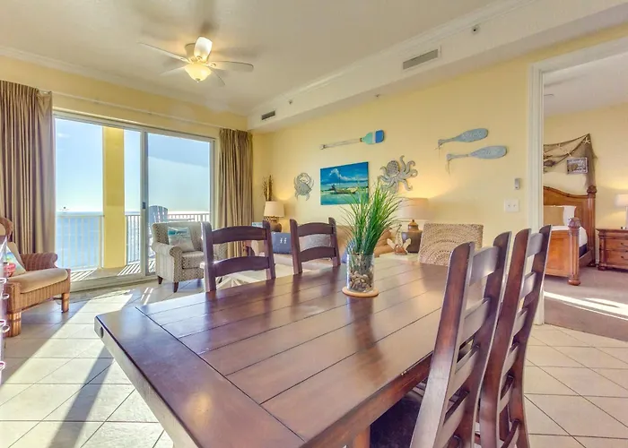 Beachfront Condo W/ Resort Amenities & Ocean Views Panama Stadt