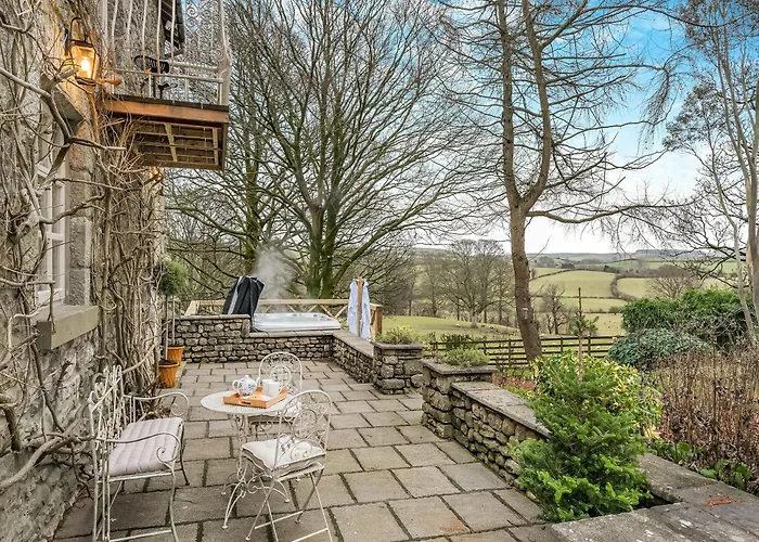 Villa The B Hive At Buckstone House Carnforth