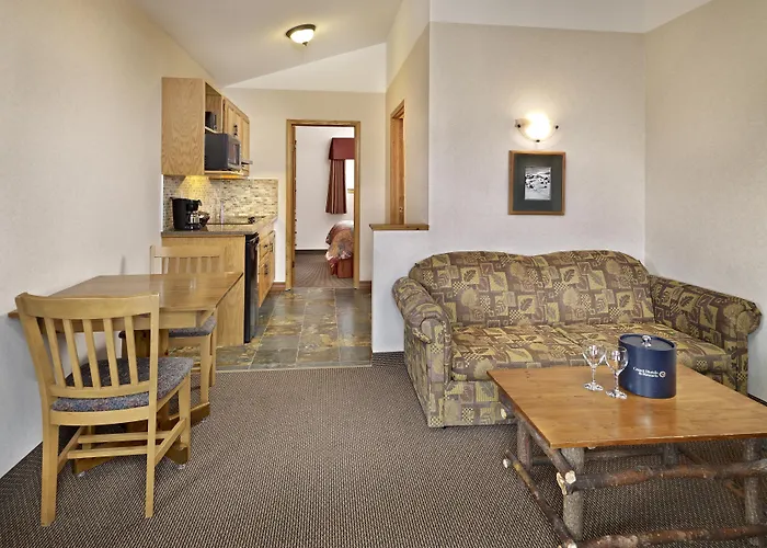 Pyramid Lake Lodge Jasper