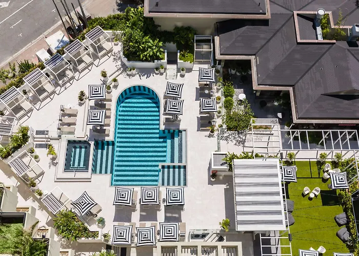 Hotel Qt Gold Coast