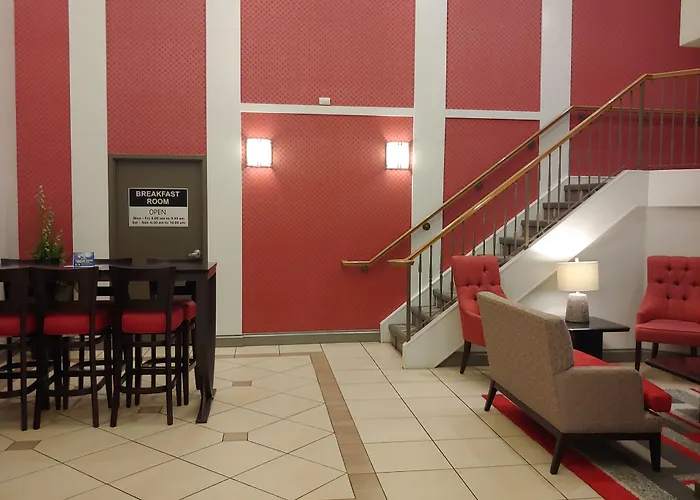 Best Western Plus Burlington Inn&Suites