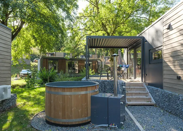 Sauwer Lodge mit Hot Tub | 6 Personen Tandel