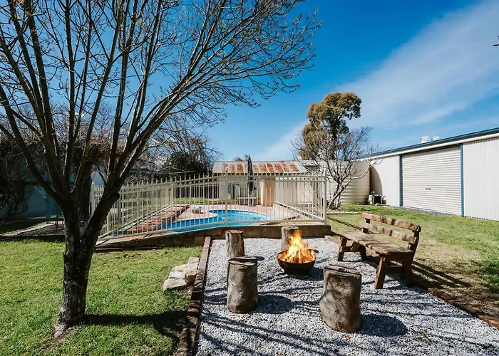 Madeira Cottage - Country Comfort With Pool Mudgee