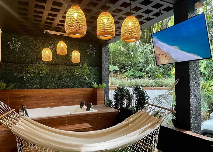 Villa Casa Amsterdam With Jacuzzi In Poblado Medellín
