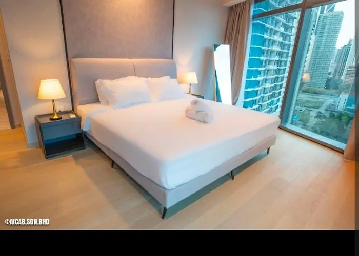 Eaton Kl,2R2B,0 Service,Bathtub,500Mbps 4Pax Kuala Lumpur