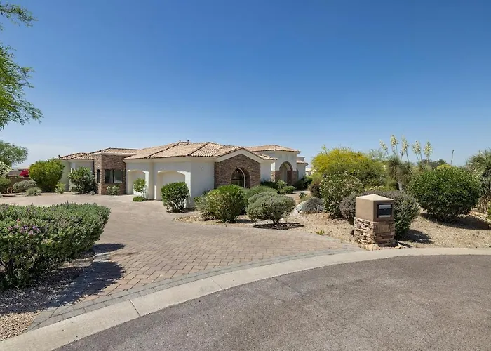 Villa The Scottsdale Haven W Heated Pool, 7 Bed & 7 Bath