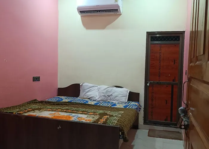 Chandrika Palace Agnikund Near Ram Mandir Ayodhya