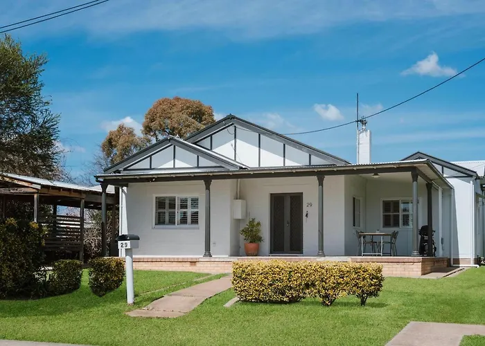 Madeira Cottage - Country Comfort With Pool Mudgee