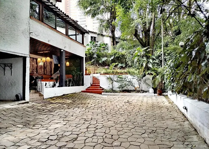 Villa Casa Amsterdam With Jacuzzi In Poblado Medellín