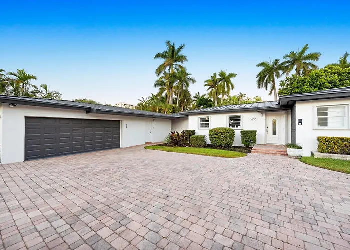 Cozy 4Br Pool Villa Near The Beach With Arcades Fort Lauderdale