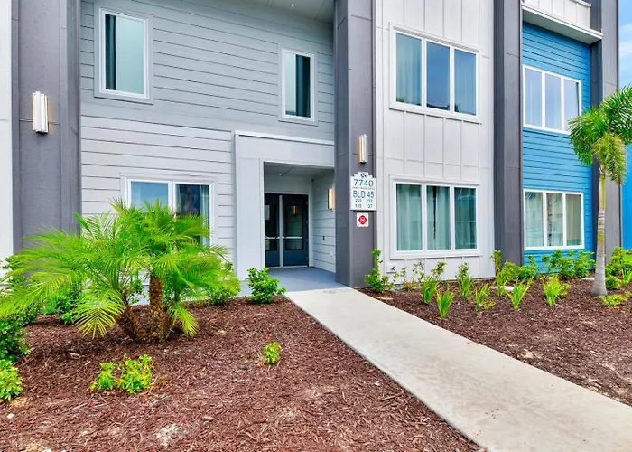 Comfy Condo Retreat Near Disney With Resort & Waterpark Access - B45-137 Kissimmee