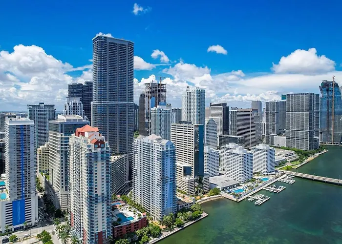 Stunning 3B2B With Ocean And City Views - Free Parking Miami