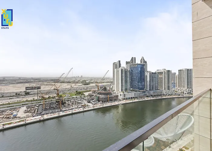 Timeless & Textured Studio W Jacuzzi Trillionaire Dubai