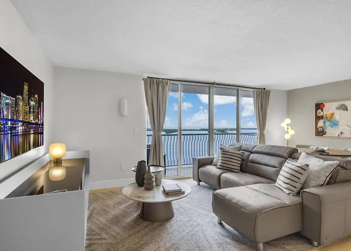 Stunning 3B2B With Ocean And City Views - Free Parking Miami