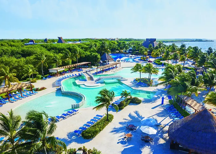 Bluebay Grand Esmeralda El Marlyn Azul