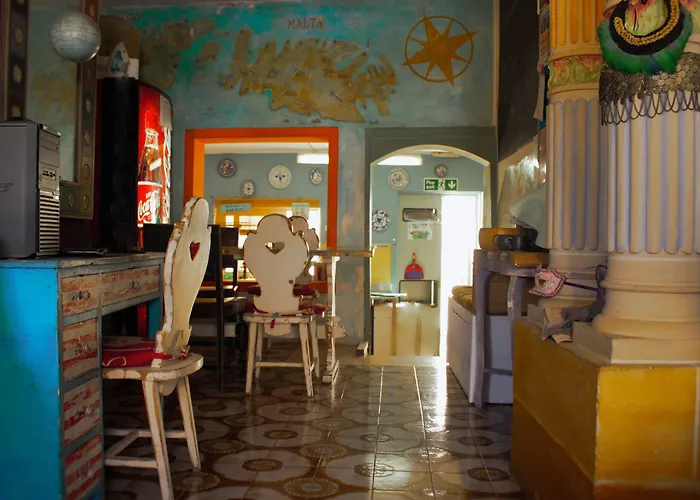 Hostel Malti Budget San Ġiljan
