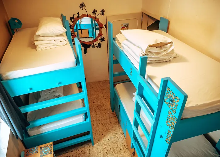 Hostel Malti Budget San Ġiljan
