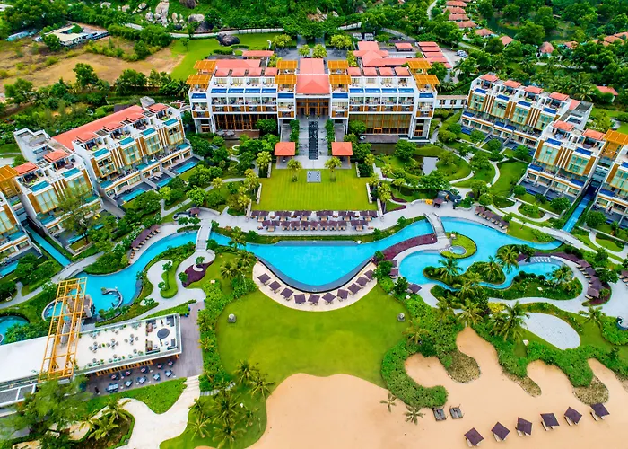 Hotel Angsana Lang Co