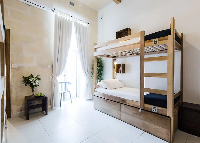 Two Pillows Boutique Hostel Sliema