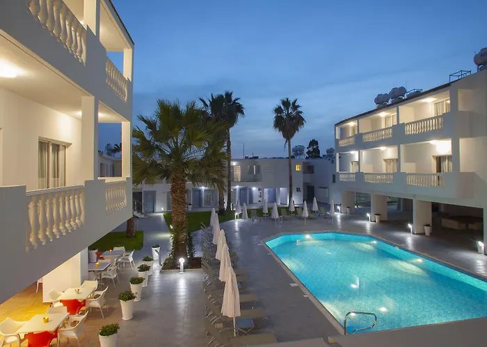 Princessa Vera Hotel Apartments Paphos