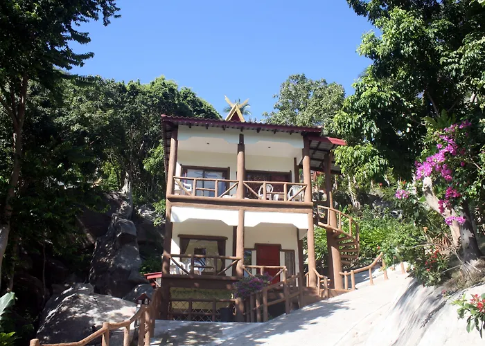 Moonstone Studio Haad Rin