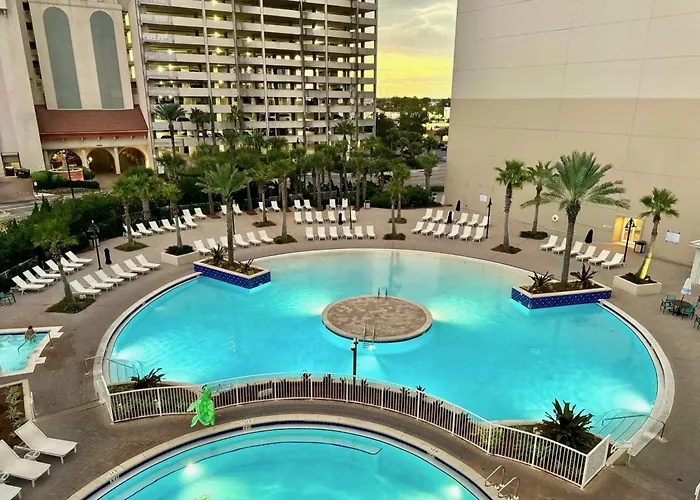 Remodeled 3Bd Plus Bunks! Low Floor Family Beach Resort! 5 Pools! By Dolce Vita Getaways Pcb Panama Stadt