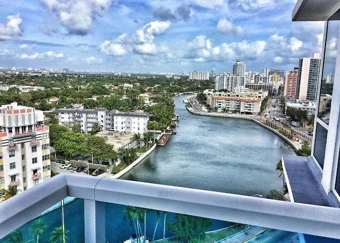 Amazing View 1 Hotel Corner Unit 2Br/2Ba W Balcony Miami Beach