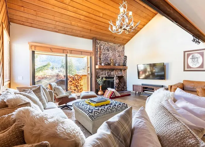 Scenic Views Hot Tub Ski Shuttle Pet Friendly Mammoth Lakes