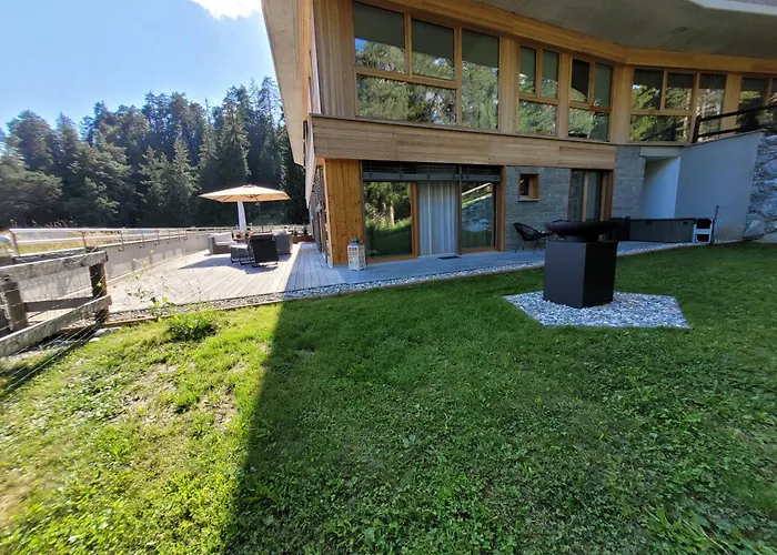 Laax Alpine Lodge By Quokka 360 - Apartment With Sun Terrace In The Mountains