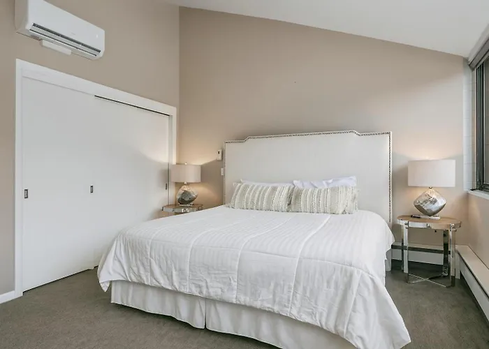 Park Avenue Upgraded 2 Bedroom Condominiums Park Stadt