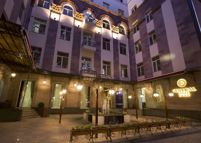 Central Hotel Erivan